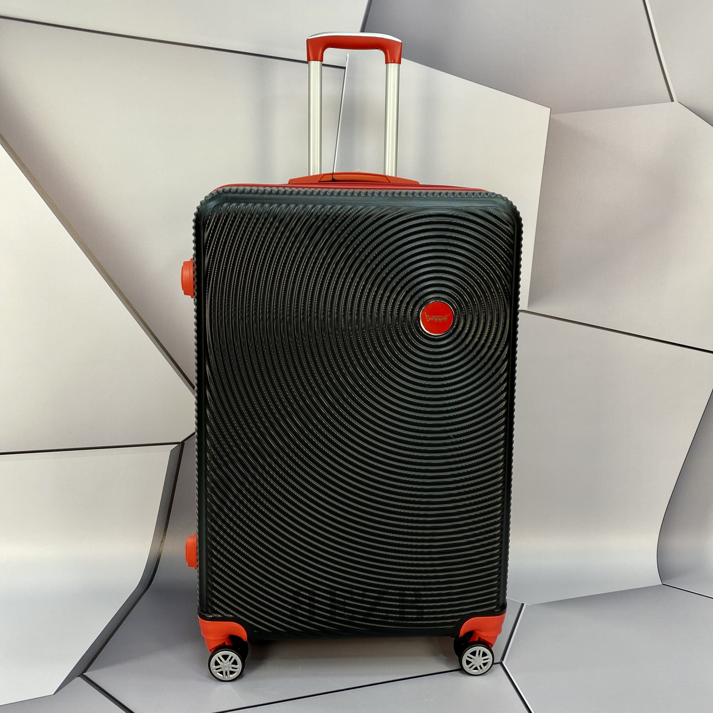 Средний чемодан из АБС Поликарбонат MCS V341 M BLACK/RED - 1