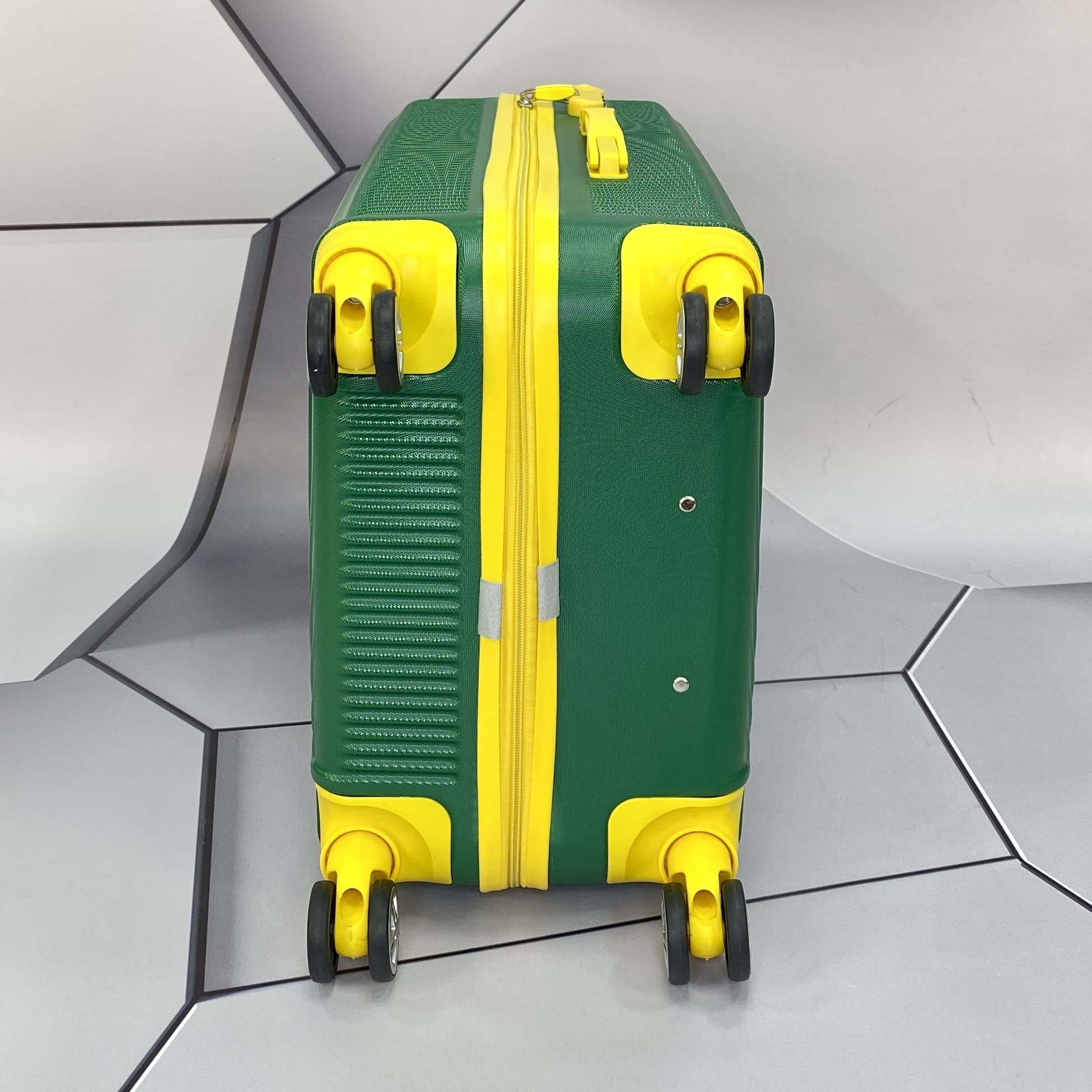 Большой чемодан из АБС Поликарбонат MCS V341 L GREEN/YELLOW - 3