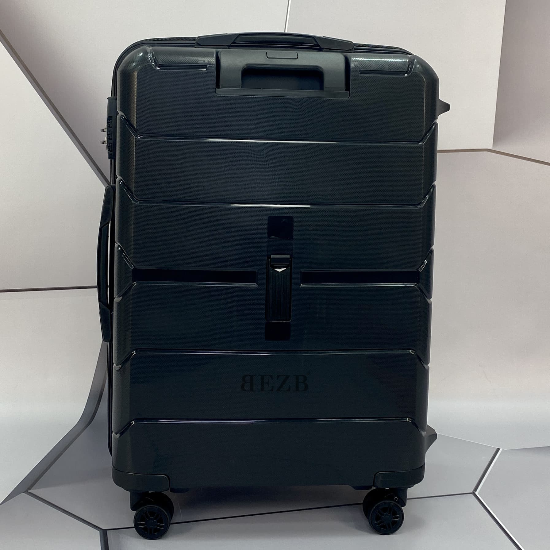 Комплект чемоданов из ПОЛИПРОПИЛЕНА! Ударостойкиe ! SET MCS V366 BLACK - 5