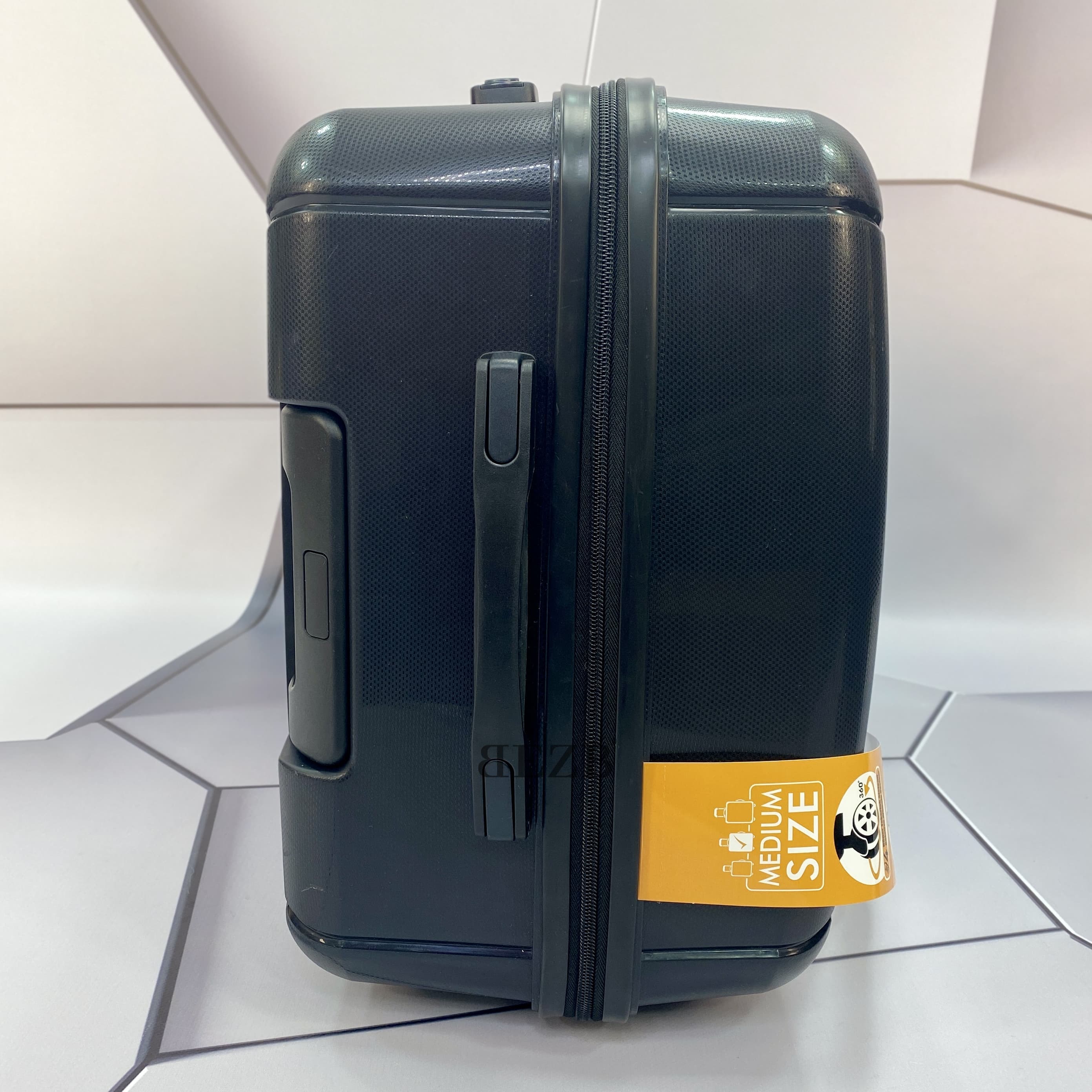 Комплект чемоданов из ПОЛИПРОПИЛЕНА! Ударостойкиe ! SET MCS V366 BLACK - 3