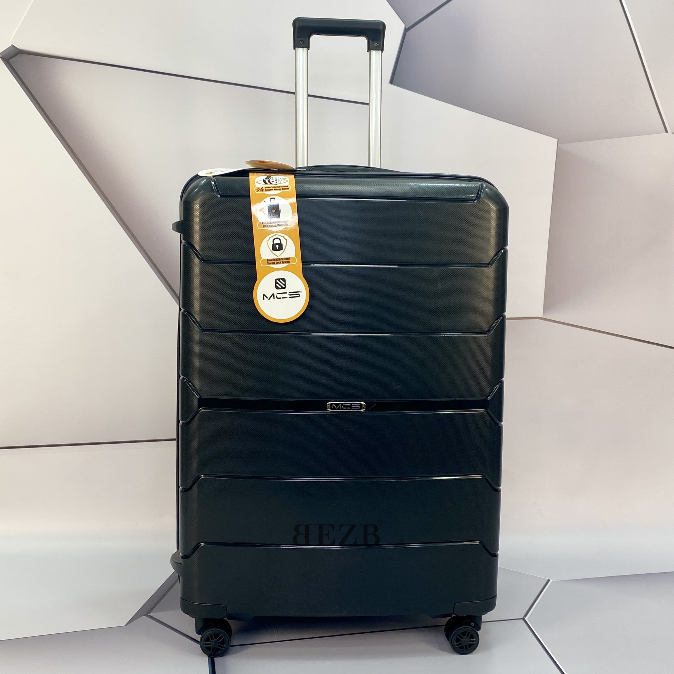 Большой чемодан из полипропилена MCS V366 L BLACK! Для 23 кг! - 1
