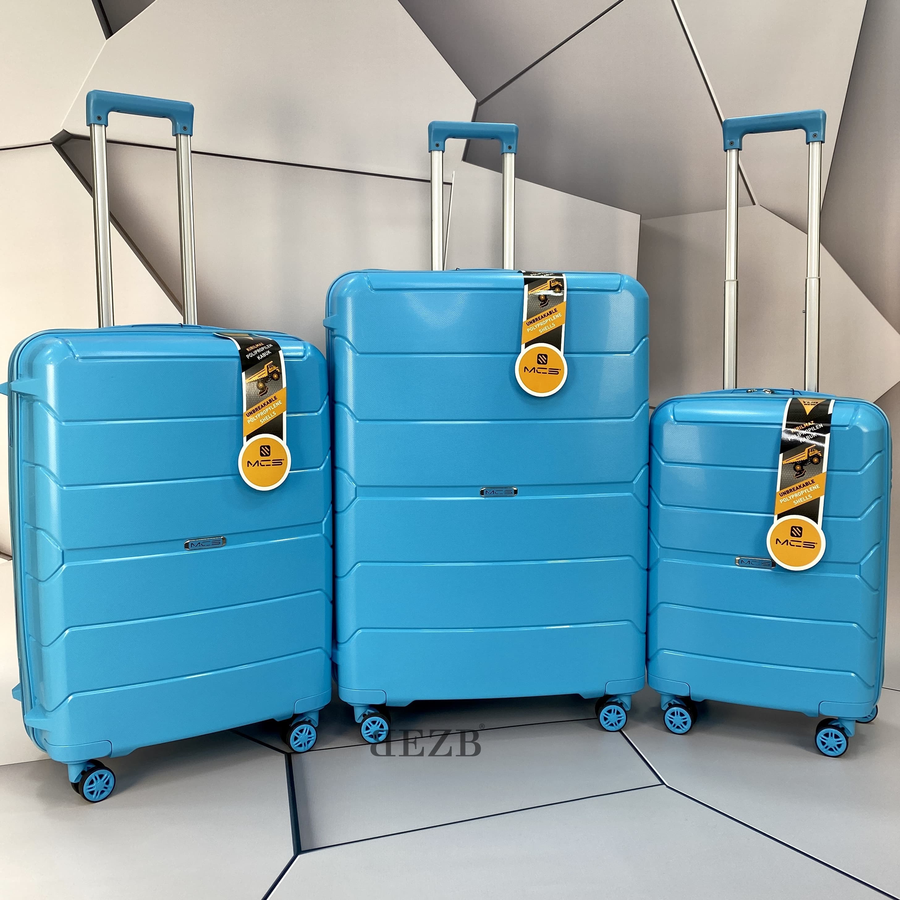 Комплект чемоданов из ПОЛИПРОПИЛЕНА! Ударостойкиe ! SET MCS V366 L. BLUE