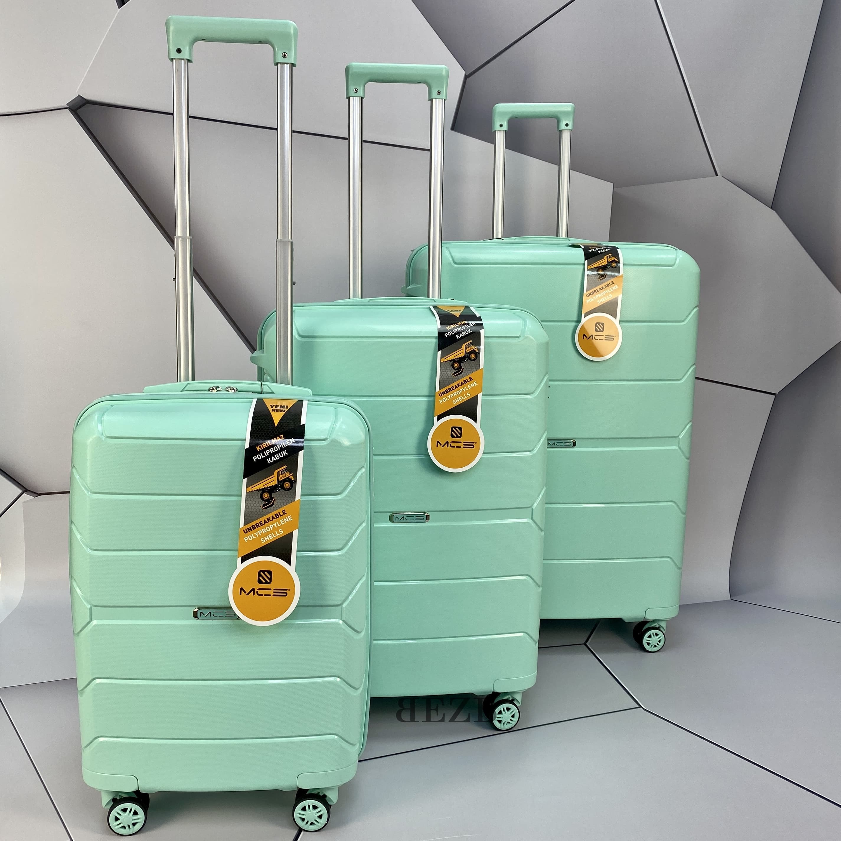 Комплект чемоданов из ПОЛИПРОПИЛЕНА! Ударостойкиe ! SET MCS V366 MINT GREEN - 6