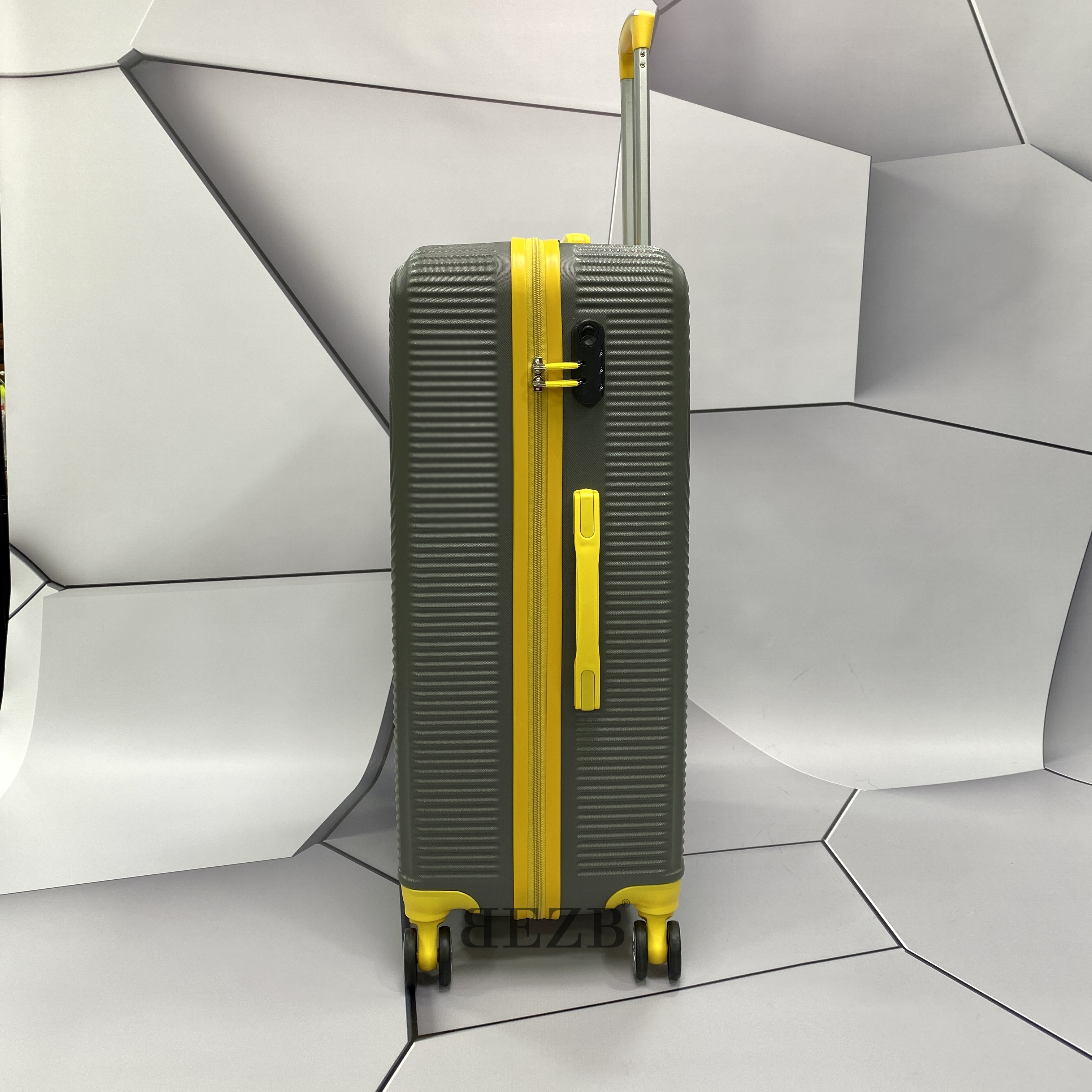 Средний чемодан из АБС Поликарбонат MCS V341 M GREY/YELLOW - 6